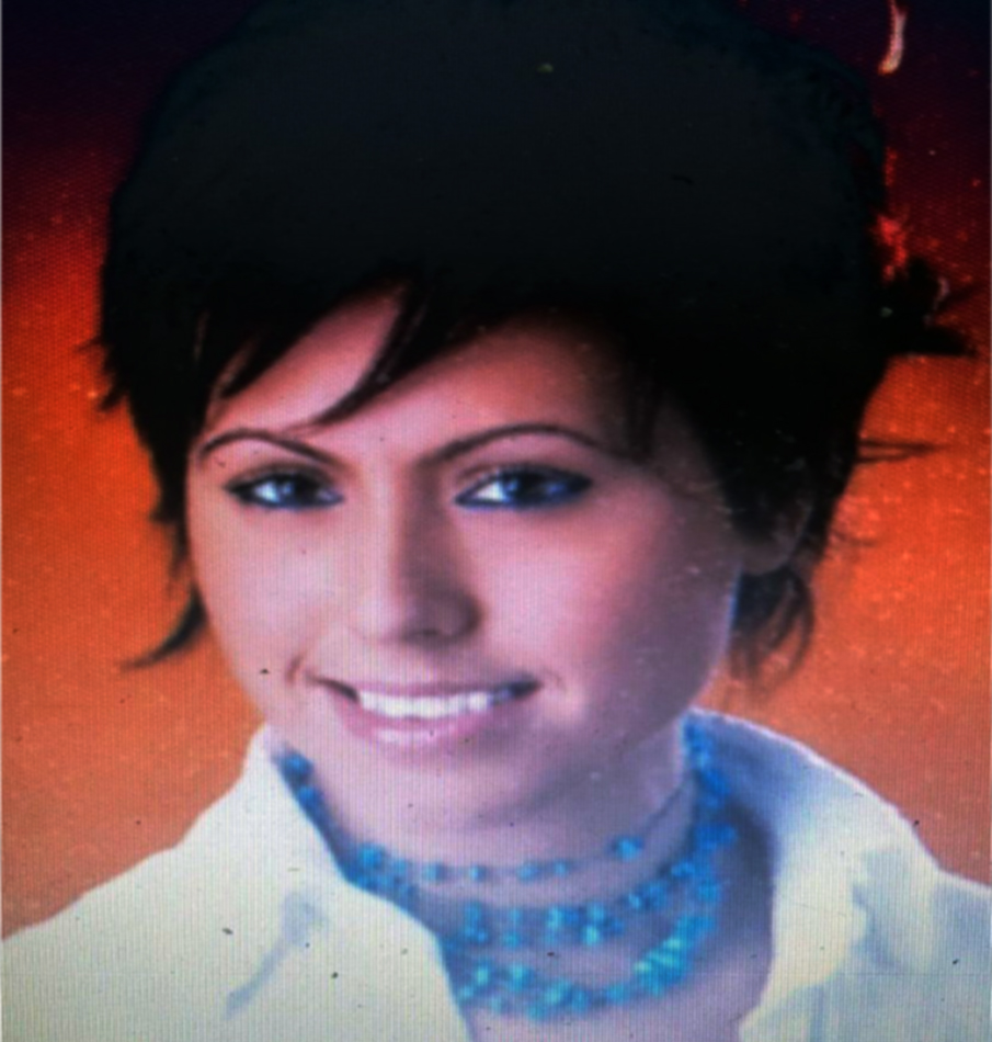 Esra Arpacı Gerçek